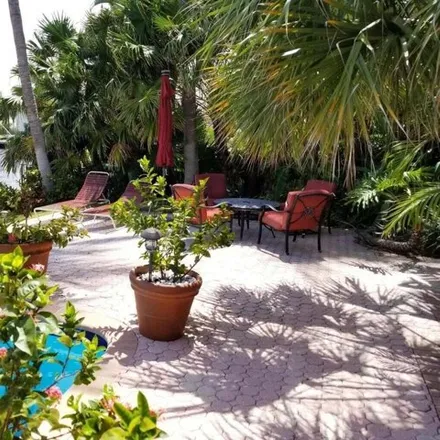 Image 3 - 582 Highland Beach Drive, Highland Beach, Palm Beach County, FL 33487, USA - House for rent