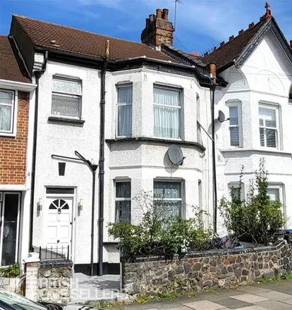 Buy this 3 bed townhouse on 11 Tottenhall Road in London, N13 6JB