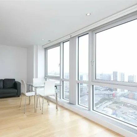 Image 7 - Ontario Tower, 4 Fairmont Avenue, London, E14 9JA, United Kingdom - Loft for rent