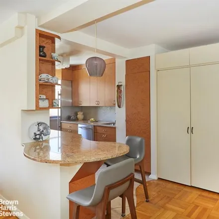 Image 3 - 120 EAST 81ST STREET 10E in New York - Townhouse for sale