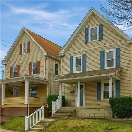 Image 1 - Pittsburgh Circle, Ellwood City, PA, USA - House for sale