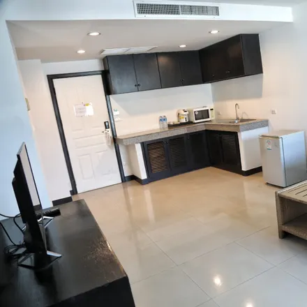 Rent this 1 bed room on Banzaan Fresh Market in Phra Metta Road, Nanai