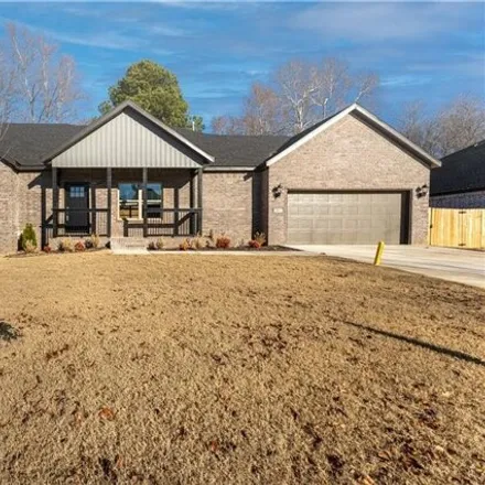 Rent this 3 bed house on unnamed road in Gentry, Benton County