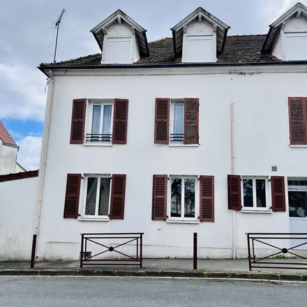 Rent this 2 bed apartment on Les Six Arpents du Pave in 77135 Pontcarré, France