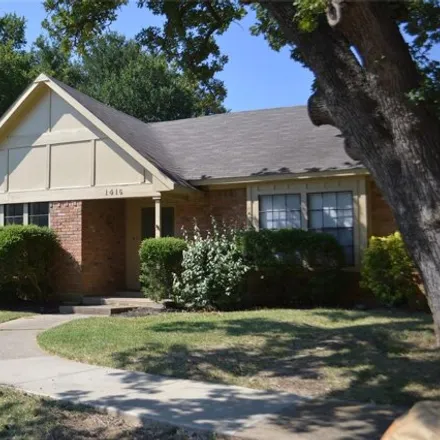 Rent this 3 bed house on 1416 Sandy Creek Drive in Denton, TX 76210