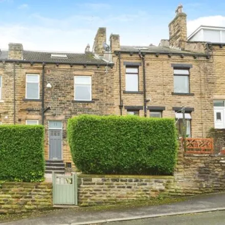 Buy this 2 bed townhouse on Gladstone Street in Farsley, LS28 5HZ