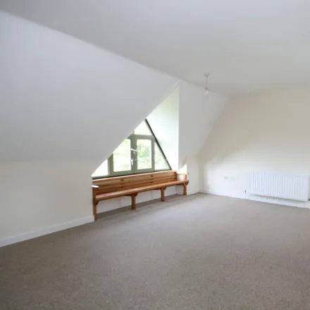 Rent this 2 bed apartment on Ripon College Cuddesdon in Wheatley Road, Cuddesdon