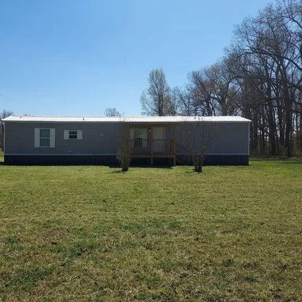Buy this studio apartment on 749 Simpson Road in Cannon County, TN 37026