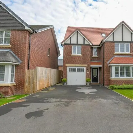 Buy this 6 bed house on unnamed road in Cheshire West and Chester, CH66 7PD