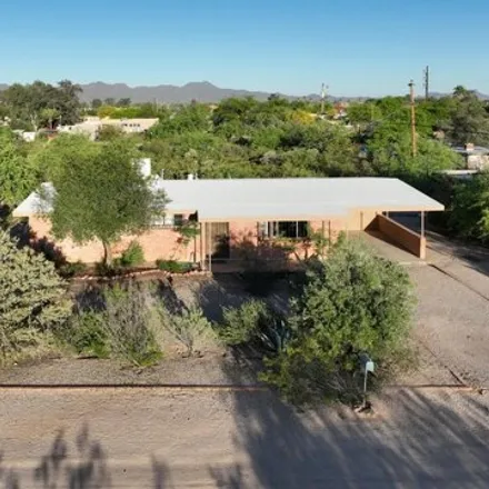 Image 1 - 3341 North Vine Avenue, Tucson, AZ 85719, USA - House for sale