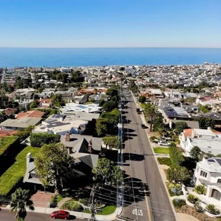 Buy this 3 bed house on 119 South Dianthus Street in Manhattan Beach, CA 90266