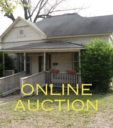 Buy this 2 bed house on 956 North Steuben Avenue in Chanute, KS 66720