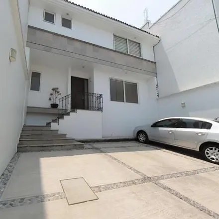 Buy this 3 bed house on Calle Del Pinzón in 52900 Atizapán de Zaragoza, MEX