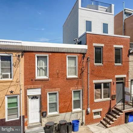 Rent this 3 bed townhouse on 2605 Ellsworth Street in Philadelphia, PA 19146