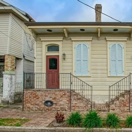 Buy this 4 bed house on 315 North Roman Street in New Orleans, LA 70112