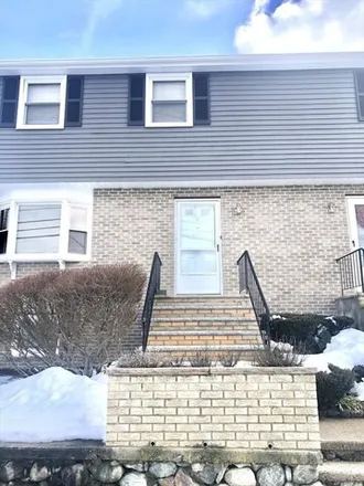 Rent this 3 bed townhouse on 5;7;9;11;13 Circuit Lane in Watertown, MA 02178