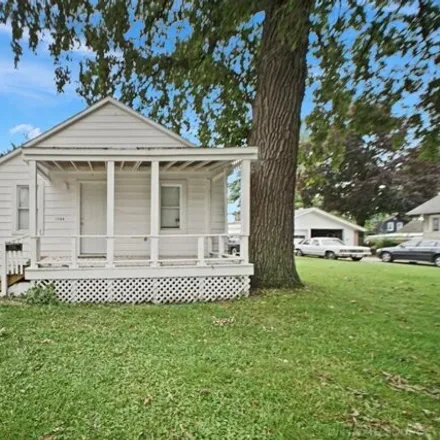 Buy this 2 bed house on 1766 McBrady Street in Port Huron, MI 48060