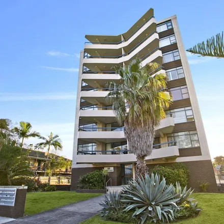 Rent this 3 bed apartment on Malvern Towers in 33 Malvern Avenue, Sydney NSW 2095