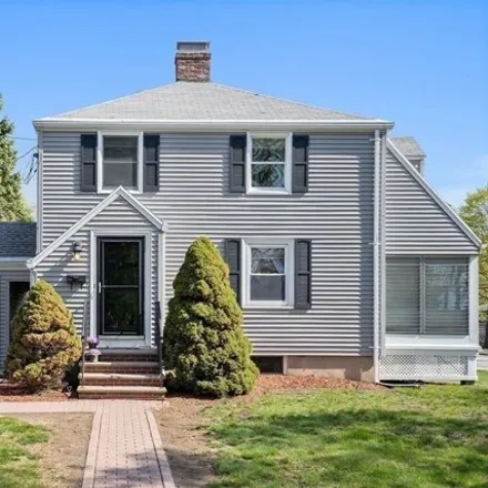 Rent this 3 bed house on 5 Farmington Rd in Newton, Massachusetts