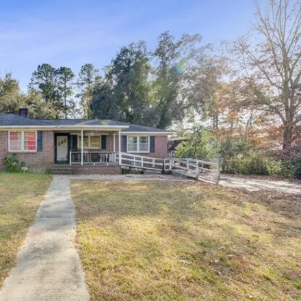 Buy this 3 bed house on 487 Singleton Avenue in Kingstree, SC 29556