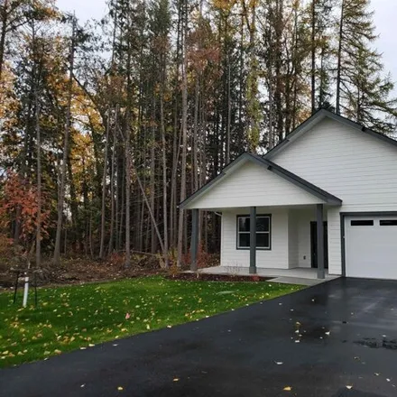 Buy this 4 bed house on 572 Elk Road in Moyie Springs, Boundary County