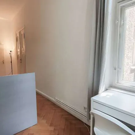 Rent this 5 bed apartment on Bierfieber in Bornholmer Straße, 10439 Berlin