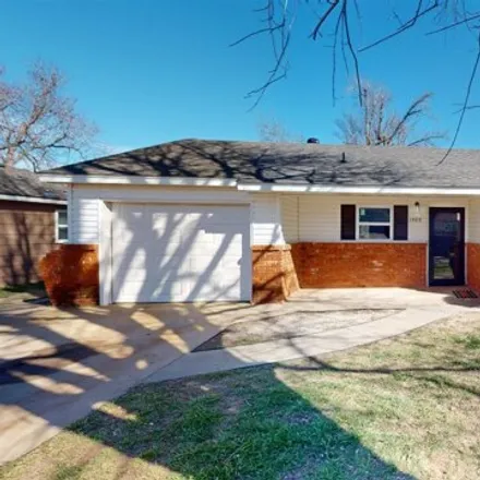 Buy this 4 bed house on 1508 24th Street in Woodward, OK 73801