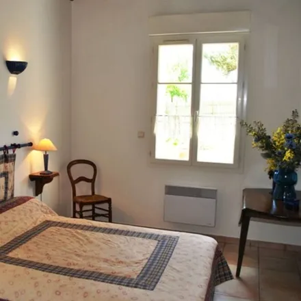 Rent this 5 bed townhouse on Allee de la Renardière in 37270 Azay-sur-Cher, France