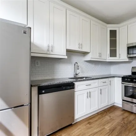 Rent this 3 bed apartment on 171 Lincoln Street in Jersey City, NJ 07307