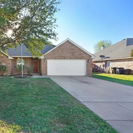 Image 2 - 330 Wintergreen Court, Weatherford, TX 76085, USA - House for sale