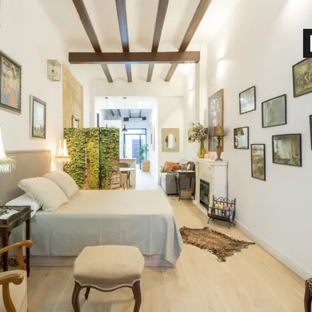 Rent this studio apartment on Carrer d'Escalante in 227, 46011 Valencia