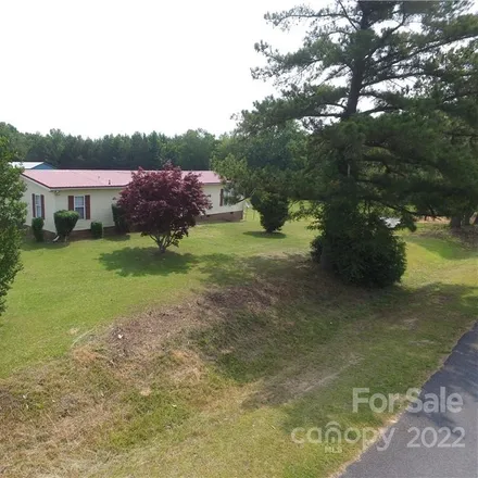 Image 3 - 721 Cedar Creek Road, Anson County, NC 28170, USA - House for sale