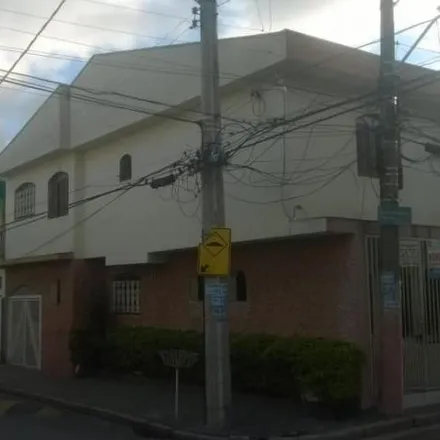 Buy this 2 bed house on Rua Sérgio Cardoso in Santa Terezinha, Santo André - SP