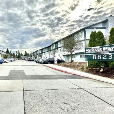 Buy this 2 bed townhouse on 9064 3rd Avenue Southeast in Everett, WA 98208