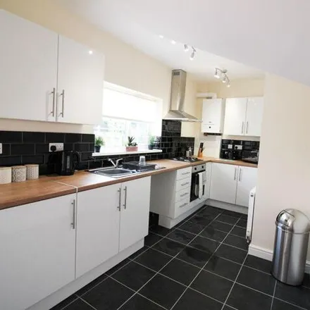 Rent this 5 bed house on Elm Road in Carcroft, DN6 8PJ