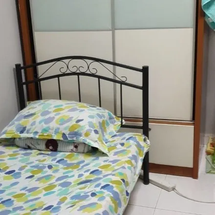 Rent this 1 bed room on Redhill Wet Market in 79 Redhill Lane, Singapore 150079