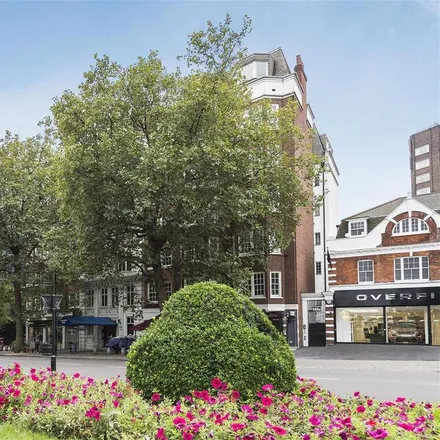 Rent this 5 bed apartment on Strathmore Court in 143 Park Road, London