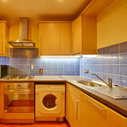 Image 4 - Premier Suites, Saint Thomas Street, Bristol, BS1 6JY, United Kingdom - Apartment for rent