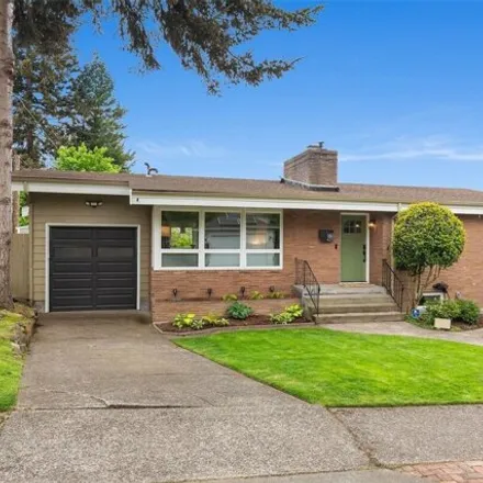 Buy this 4 bed house on 4211 Northeast 68th Street in Seattle, WA 98115