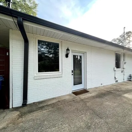 Image 2 - 464 Perkins Drive, Brookhaven, MS 39601, USA - House for sale