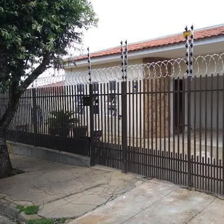 Buy this 3 bed house on Rua José Cardoso in Conjunto Habitacional S.J.do Rio Preto I, São José do Rio Preto - SP
