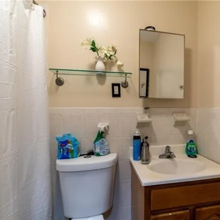 Image 7 - 162 West 162nd Street, New York, NY 10452, USA - House for sale