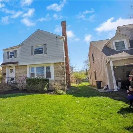 Buy this 4 bed house on 2478 Laurelhurst Road in University Heights, OH 44118
