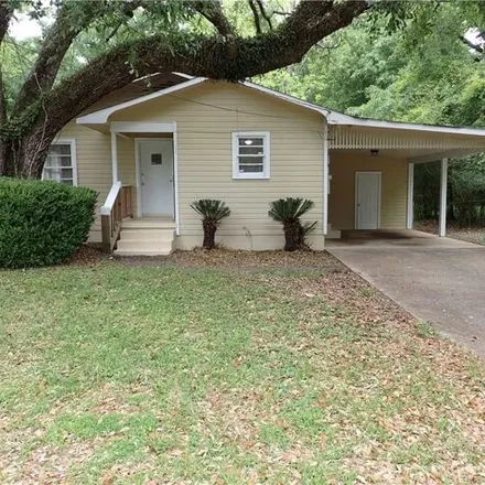 Buy this 3 bed house on 1674 Cedar Downs Drive in Mobile, AL 36605