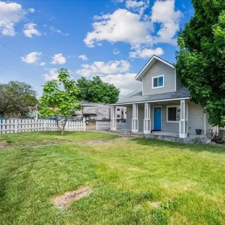 Image 2 - 2501 Lincoln St, Caldwell, Idaho, 83605 - House for sale