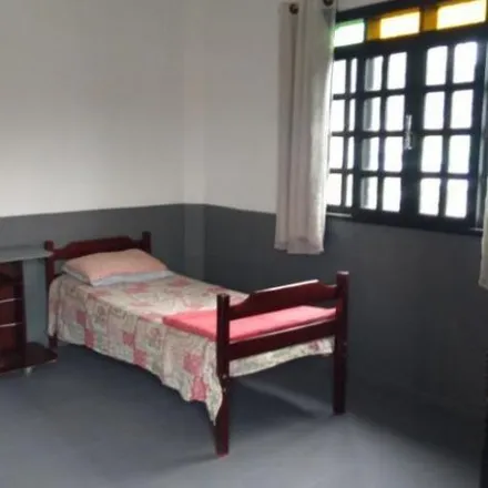Buy this 6 bed house on Rua Cerejeira in Tabuleiro, Camboriú - SC