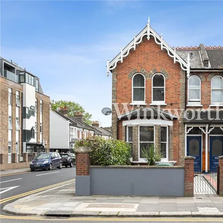 Rent this 2 bed apartment on 13 Lansdowne Road in London, N17 9UX