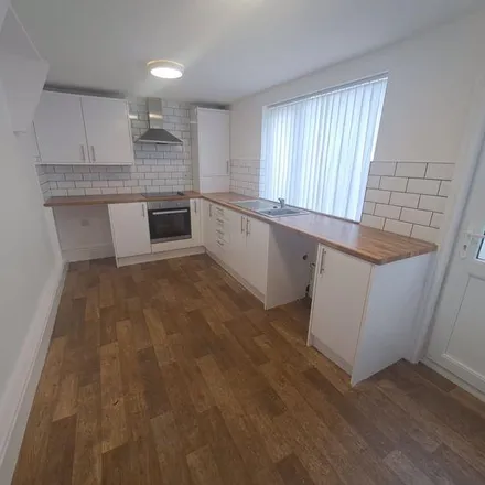 Rent this 3 bed townhouse on Rutland Street in Sefton, L20 9BA