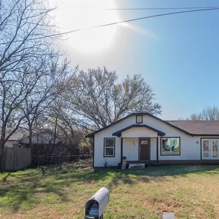 Buy this 3 bed house on 409 North Russell Street in Alvarado, TX 76009