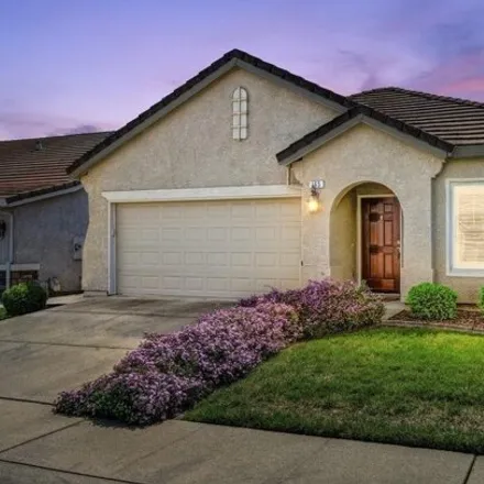 Buy this 3 bed house on Bridgeway Court in Roseville, CA 95678